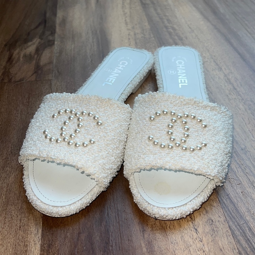 Chanel Pearl Sandals